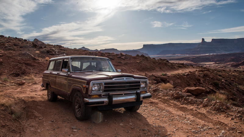 Illustration for article titled What I Learned Driving An $800 Jeep Grand Wagoneer 3,500 Miles To Moab And Back